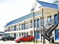 Bayfront Inn Biloxi Hotels in Biloxi