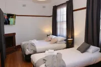 Guildford Hotel Hotels near Auburn Botanic Gardens