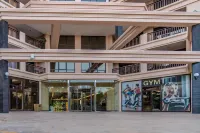 Luxe Getaways Palm Jumeirah Hotel a 