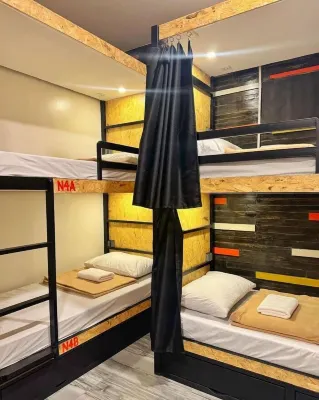 100% Cafe Moto Hostel Hotel a 