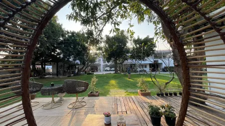 Udee Cozy Hotel