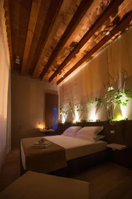Antica Dimora Luxury Rooms - Meridia Collection - parking