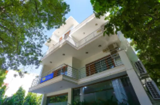 FabHotel New Journey Hospitality - Nr MG Road & Sikanderpur Metro Station