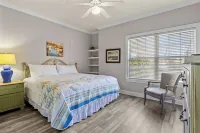 Tranquil 2-bedroom condo in charming Foley close to beaches, Owa and Ballfields!