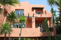 Sea view villa Costa del Sol - by the pool, 3 terraces near Estepona + Marbella
