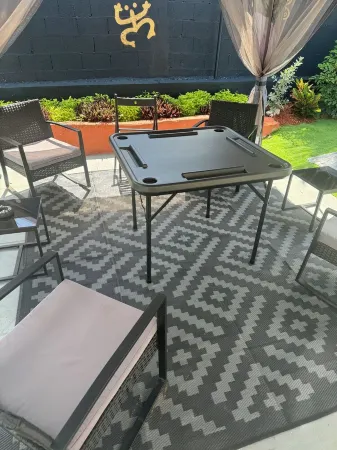 Corazon Urbano is a charming 3-bedroom house with AC & WiFi in Carolina