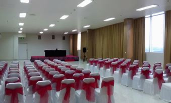 Win Grand Hotel