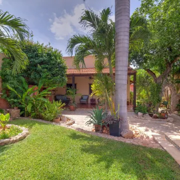 Casa Sur, Hacienda Living in Merida Centro