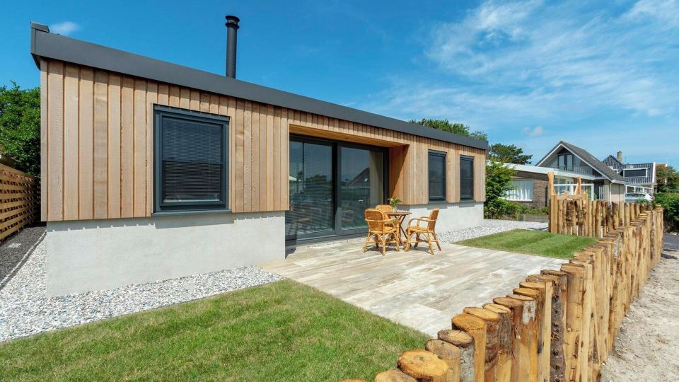 Attractive Home with Terrace