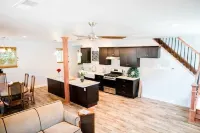 Charming and Updated Home Next to Downtown
