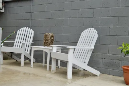 Pristine 1 Bedroom1 Bathroom Bungalow in Belize City Отели рядом с достопримечательностью «The Belize Sign Monument»