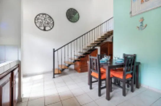 Two Coco Queens: Bedroom with Loft, Two Queen Beds