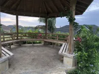 Luxor Villa.. Great location near major attractions in Ocho Rios!!