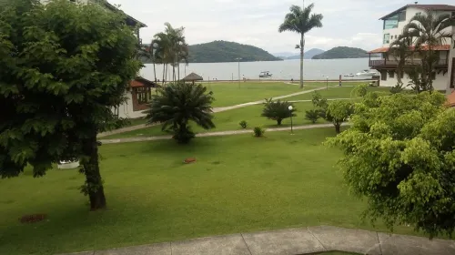 Stunning Apartment in Angra