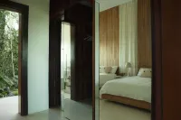 Villa Loma Bonita - Oceanfront Villa in Playa Bonita โรงแรมใน