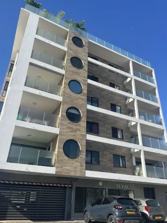 New luxury apartment F3 secure fully equipped air conditioning wifi terrace view 2 parking