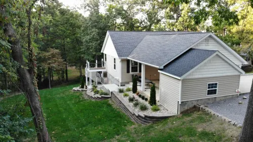 Lakin' Memories- Large Waterfront Home on KY Lake Perfect for Family Gatherings