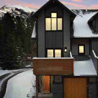 Tamarack Steamside Deluxe Chalet - Private Hot Tub Hotel Exterior