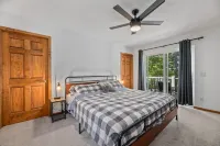 Up North- Brand New- Lake Front House- 4 bedrooms, 3 baths