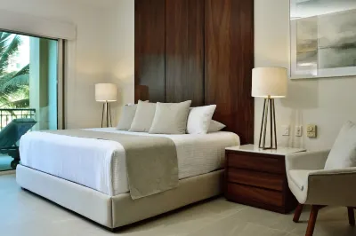 Playa Royale 2 Bed 2 Bath Condo High Speed Internet unit 2407 Các khách sạn ở 