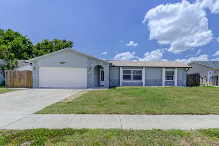 Your Boho Beach Retreat Awaits! Pool Home 15 Mins to the Beach!