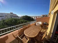 Apartment, swimming pool, park, 2 bedrooms and sleeping area, 6 adults, double terrace