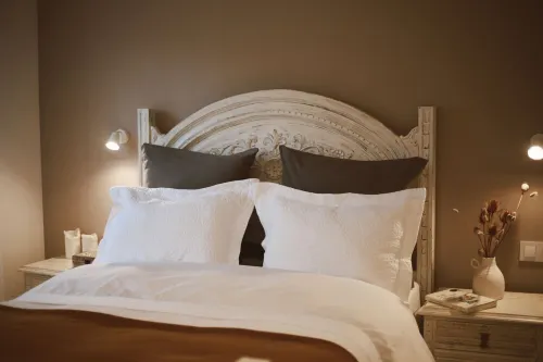 Country house by the river, with pool and total privacy 비아나도카스텔로 호텔