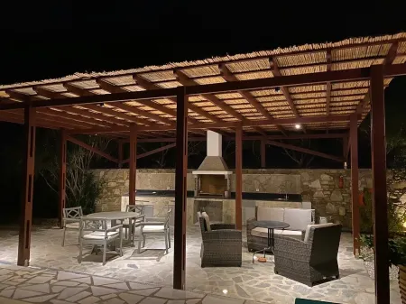 Villa With Private Pool And Stunning Sea Views