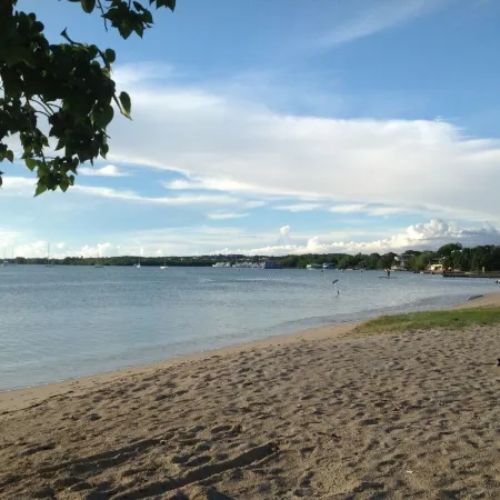 Sunny Flamboyan Boqueron, 3 bdr/2 bath house w/pool, sleeps 11