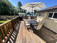 Close to Town, Hot Tub, 2 Kings, 4 Full Beds 韋布酒店