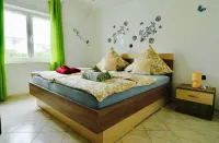 Apartmen Schwarz bis 14 Personen , Zadar, Nin, Vir, Haustierfreundlich Hotels in Petrcane