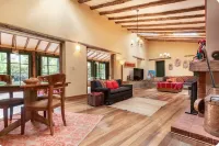 Stunning Villa with Incan Ruin Views in the Heart of Urubamba Valley