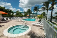 Matanzas Inn Bayside Resort and Marina - Motels