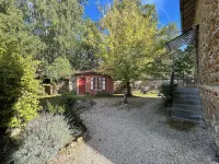 Grande Maison Traditionnelle Proche de la Forêt