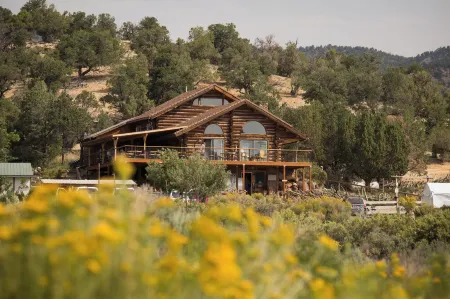Boulder Mountain Guest Ranch