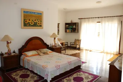 Large home in gated community for family reunion, friends or season Hotels near Congregação Cristã no Brasil - Moreiras