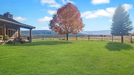 Timeless Mesa Hideaway 2 Bedroom Cabin