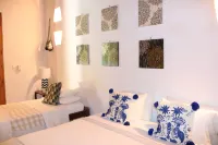 Portal de la Marquesa Hotels in Mompos