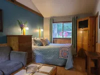Fern River Resort Hotels in Felton