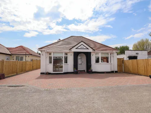 Brimrod Hotels in Holywell