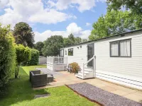 Woodlands Lodge Hotels near Denbigh Friary