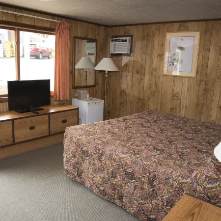 Brookside Motel & Cabins Отели рядом с достопримечательностью «Озеро Лейк-Джордж»