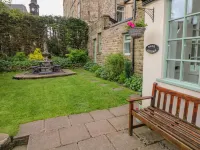 Bank Cottage