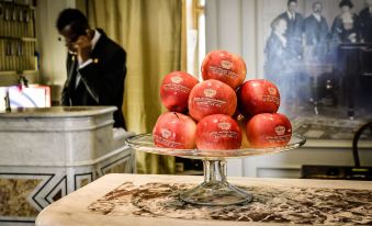 Hôtel des Trois Couronnes & Spa - the Leading Hotels of the World
