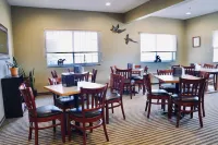 Bowman Inn and Suites - breakfast