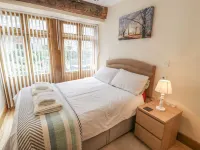Hendoll Barn Hotels in Llangelynin