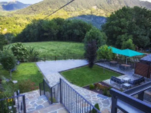 Hostal la Plaça Hotels in Alta Ribagorca