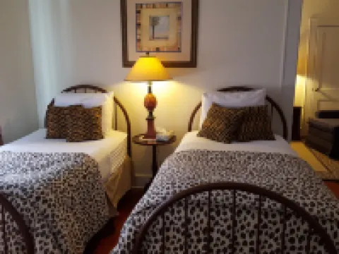 Putnam Lodge Hotel and Spa Hotels in Dixie County