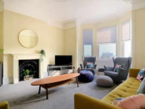 7 Seafield Road Hotels in Seaton