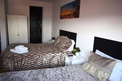 Guest House Henrique VIII Hotels near Luís I Bridge